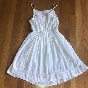 Girl’s White Dress